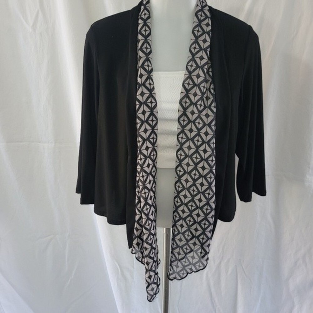 Nic & Dom 3/4 Sleeve Open Front Shrug
